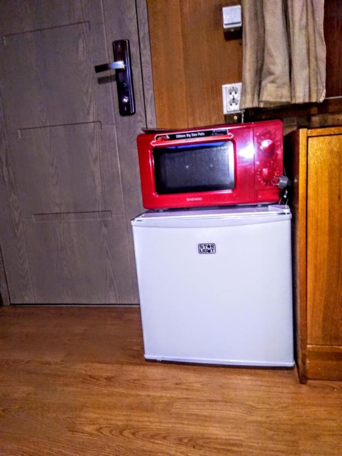 Two Rooms Rustic House - Self Check-In ブカレスト エクステリア 写真